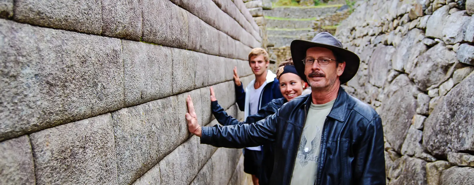 Home Slider Cusi Travel